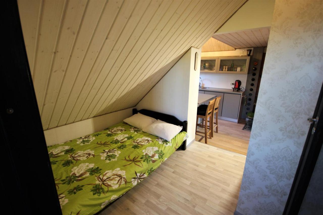 Apartment With Private Garden And Large Balcony Pärnu