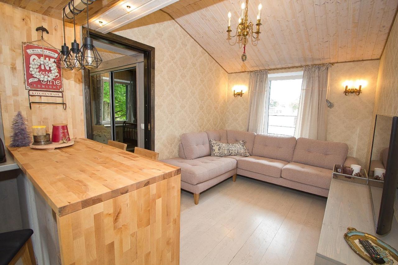 Apartment With Private Garden And Large Balcony *